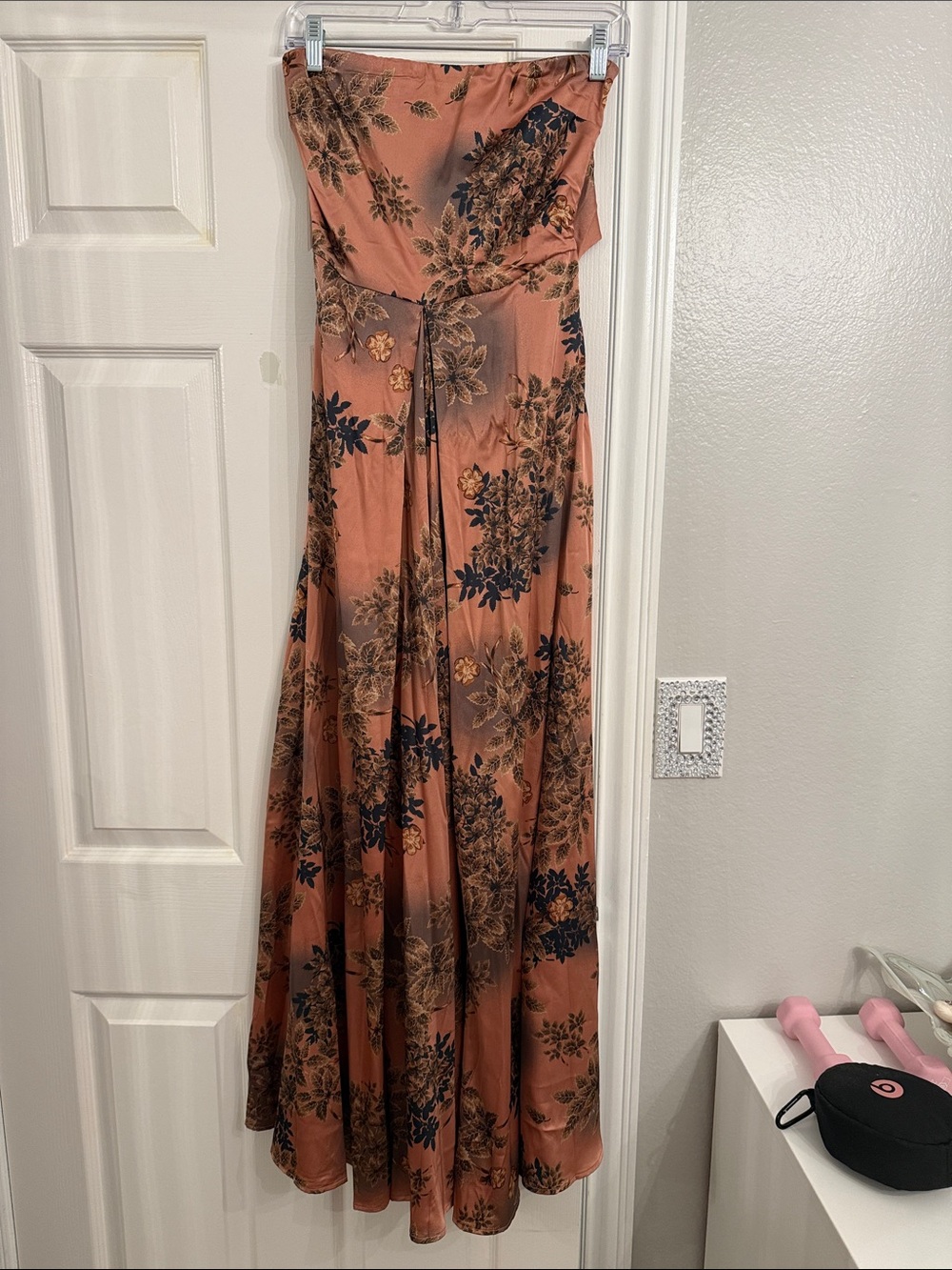 Strapless Floral romper in Rust Pink